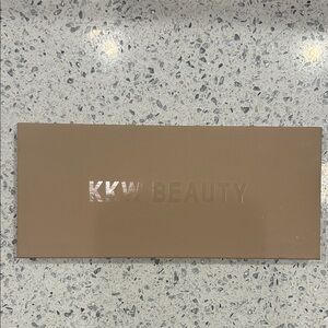 NEW! KKW Beauty Tan Eyeshadow Palette